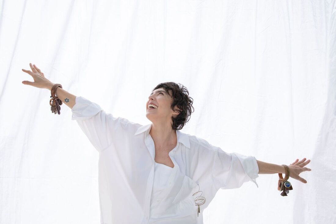 Adriana Calcanhotto apresenta show da Turnê “Errante” na Pupileira, em Salvador