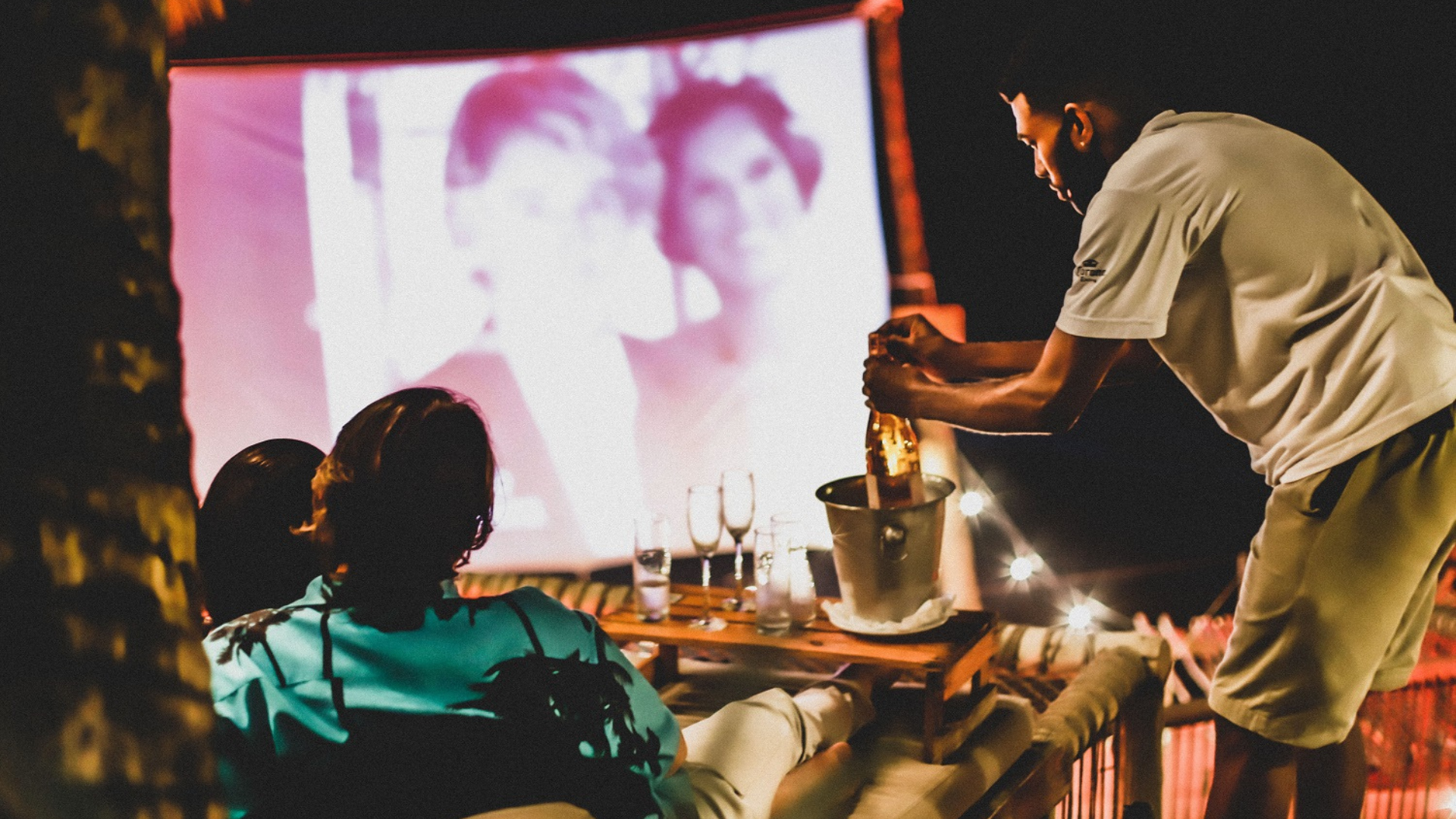 Próxima edição do CineBlue exibe ‘Uma Linda Mulher’ no Blue Praia, no Rio Vermelho