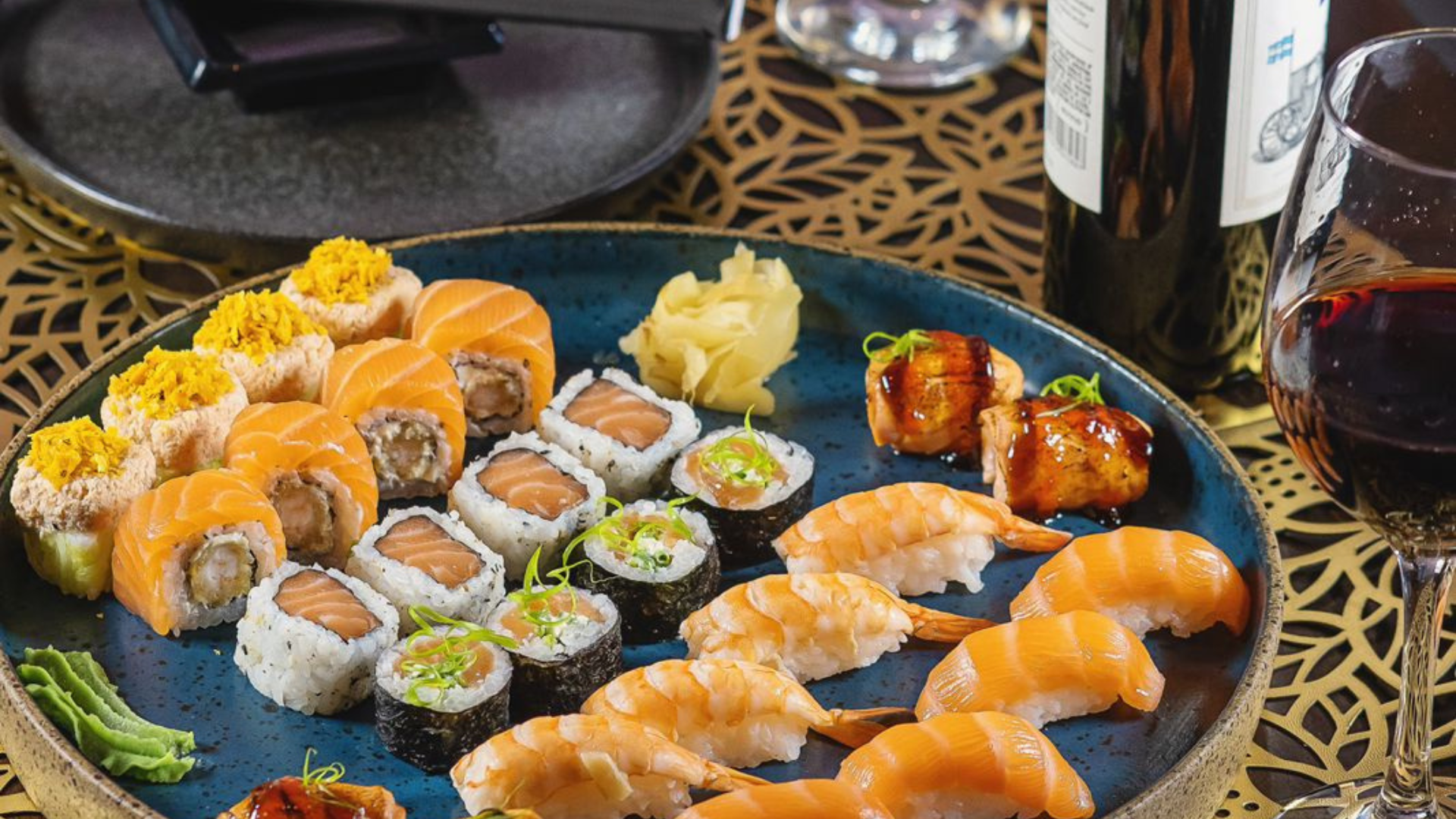 Oriente Fast celebra o Dia dos Namorados com menu especial no restaurante e no delivery