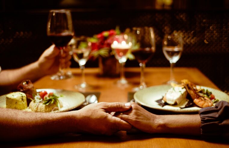 Dia dos Namorados no Deville Prime Salvador tem jantar romântico com pacote especial de hospedagem