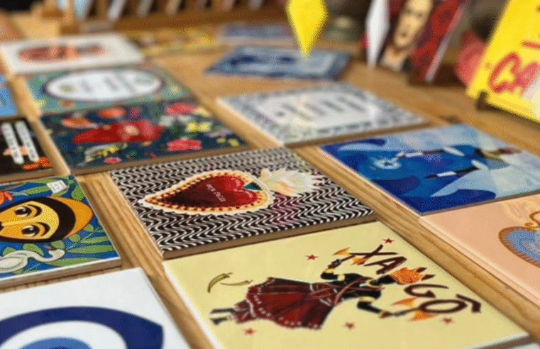 Feira Café Fofoca e Arte volta ao Shopping Barra em edição dedicada aos Namorados e São João