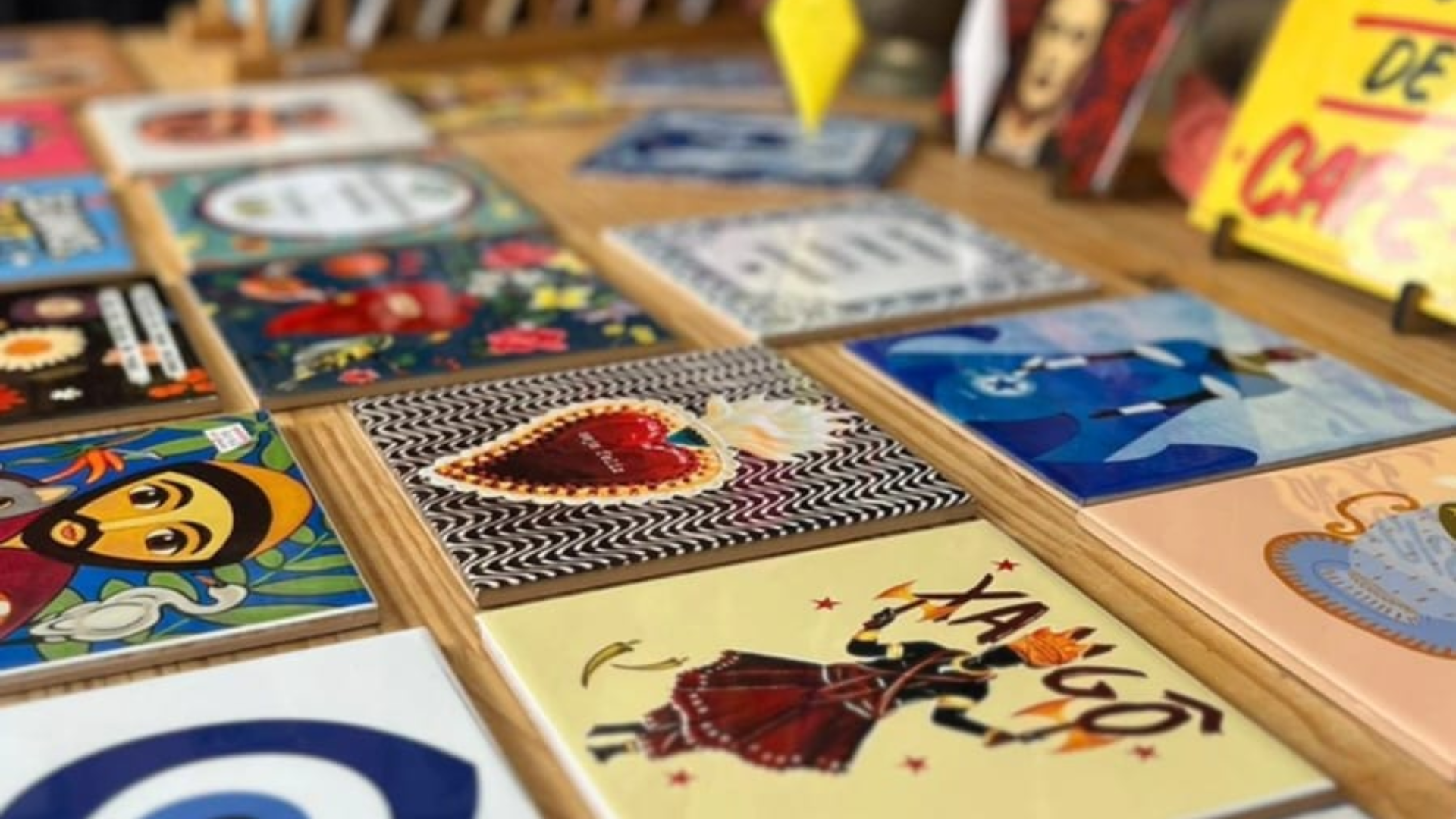 Feira Café Fofoca e Arte volta ao Shopping Barra em edição dedicada aos Namorados e São João