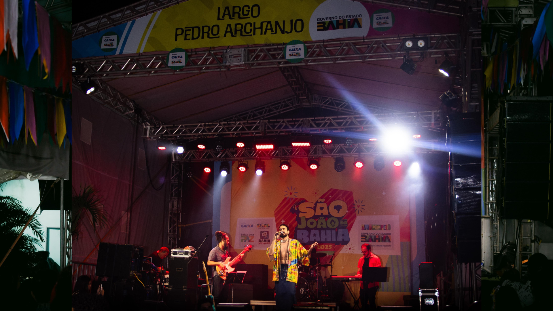 Gabriel Mercury encerra participação no São João da Bahia com show na Praça Pedro Archanjo