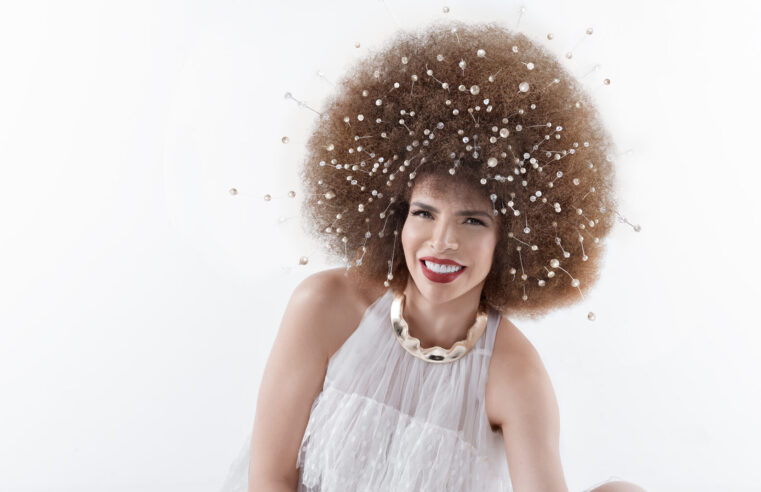Show imperdível: Vanessa da Mata se apresenta na Concha Acústica