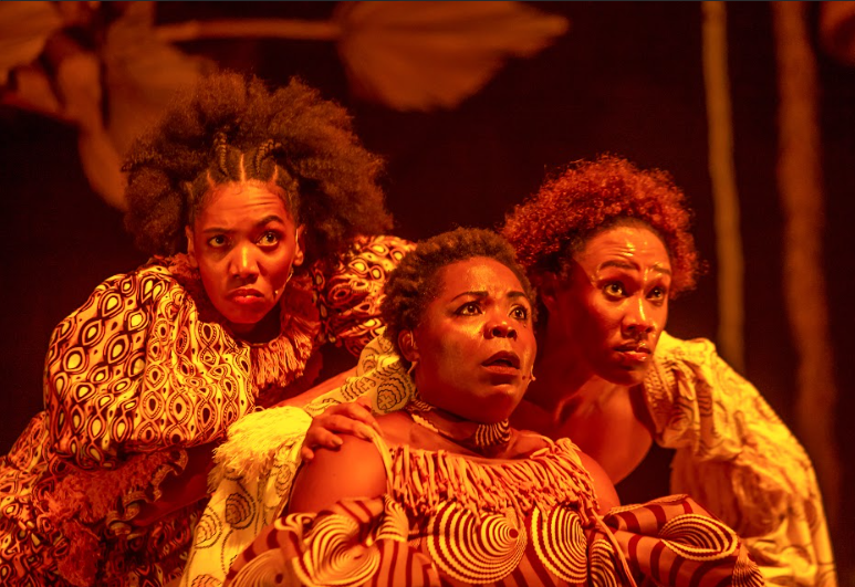 “Meus Cabelos Baobá” estreia no Teatro Sesc Casa do Comércio e traz exposição sobre o sagrado feminino negro no foyer