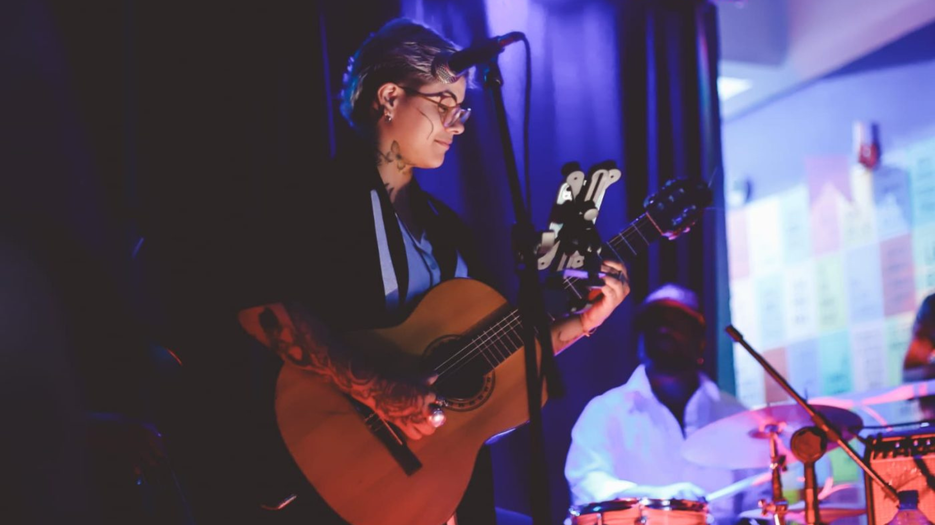 Ayrà Gastrôbar tem semana de jazz e tributo a Caetano Veloso na programação musical