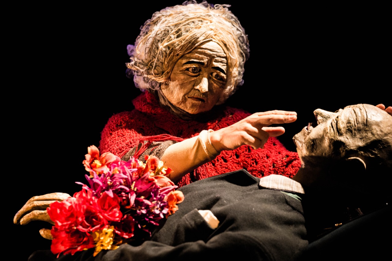 Caixa Cultural Salvador apresenta “Habite-me”, espetáculo premiado que une teatro de máscaras, dança e bonecos