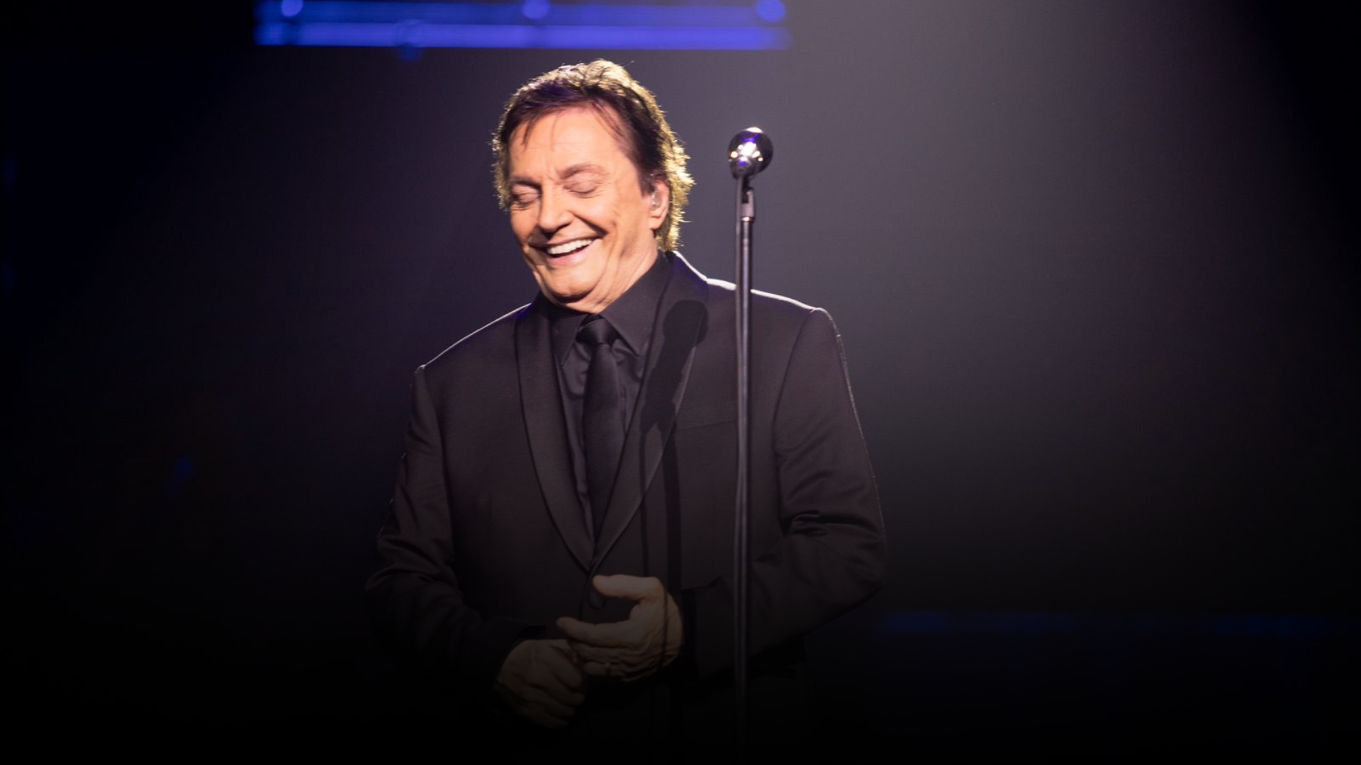 Fábio Jr apresenta show em Salvador dia 09 de novembro