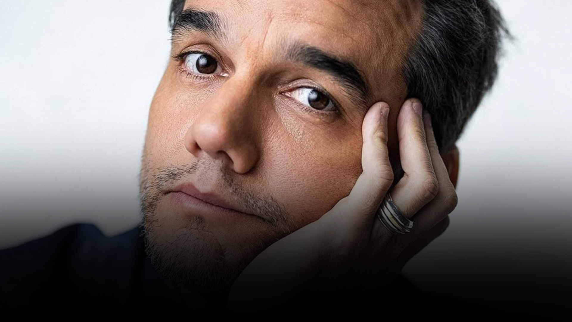 Wagner Moura e Christiane Jatahy fazem estreia mundial de “UM JULGAMENTO – depois de Um Inimigo do Povo” em Salvador 