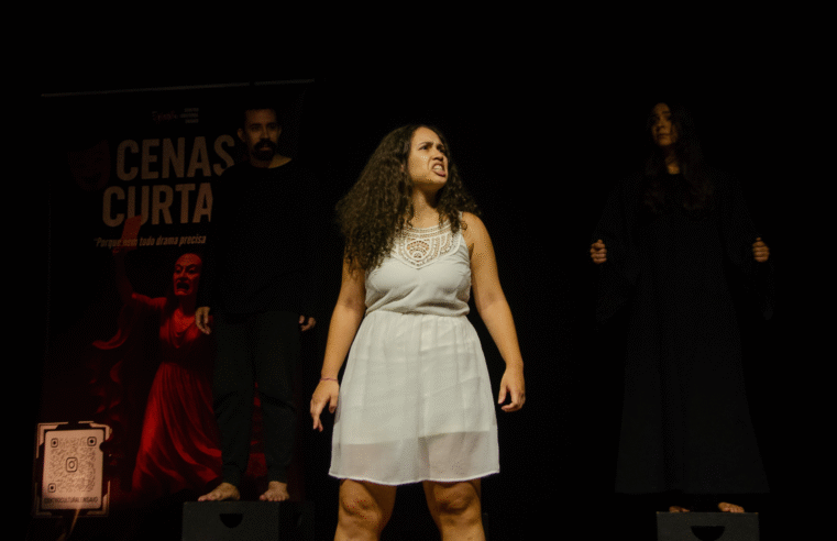 Centro Cultural Ensaio promove o “Combate das Turmas”, teatro em formato de ringue, que ocorre no Teatro FARESI, em Salvador, a preços populares