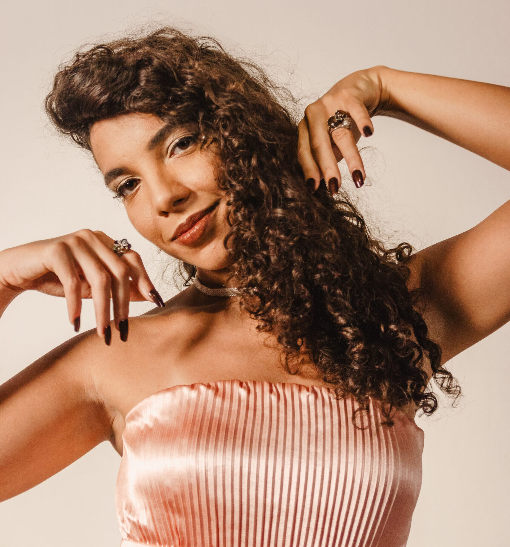 Teatro Sesc Senac Pelourinho recebe show da cantora Mirceia Jordana