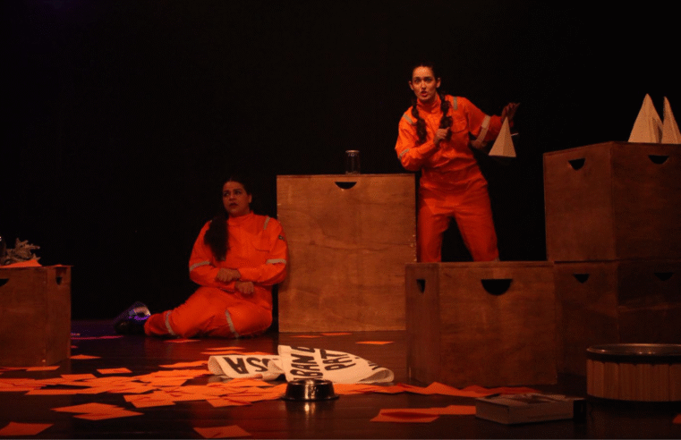 Espetáculo “Entre Janelas” segue em cartaz no Teatro Sesi Rio Vermelho