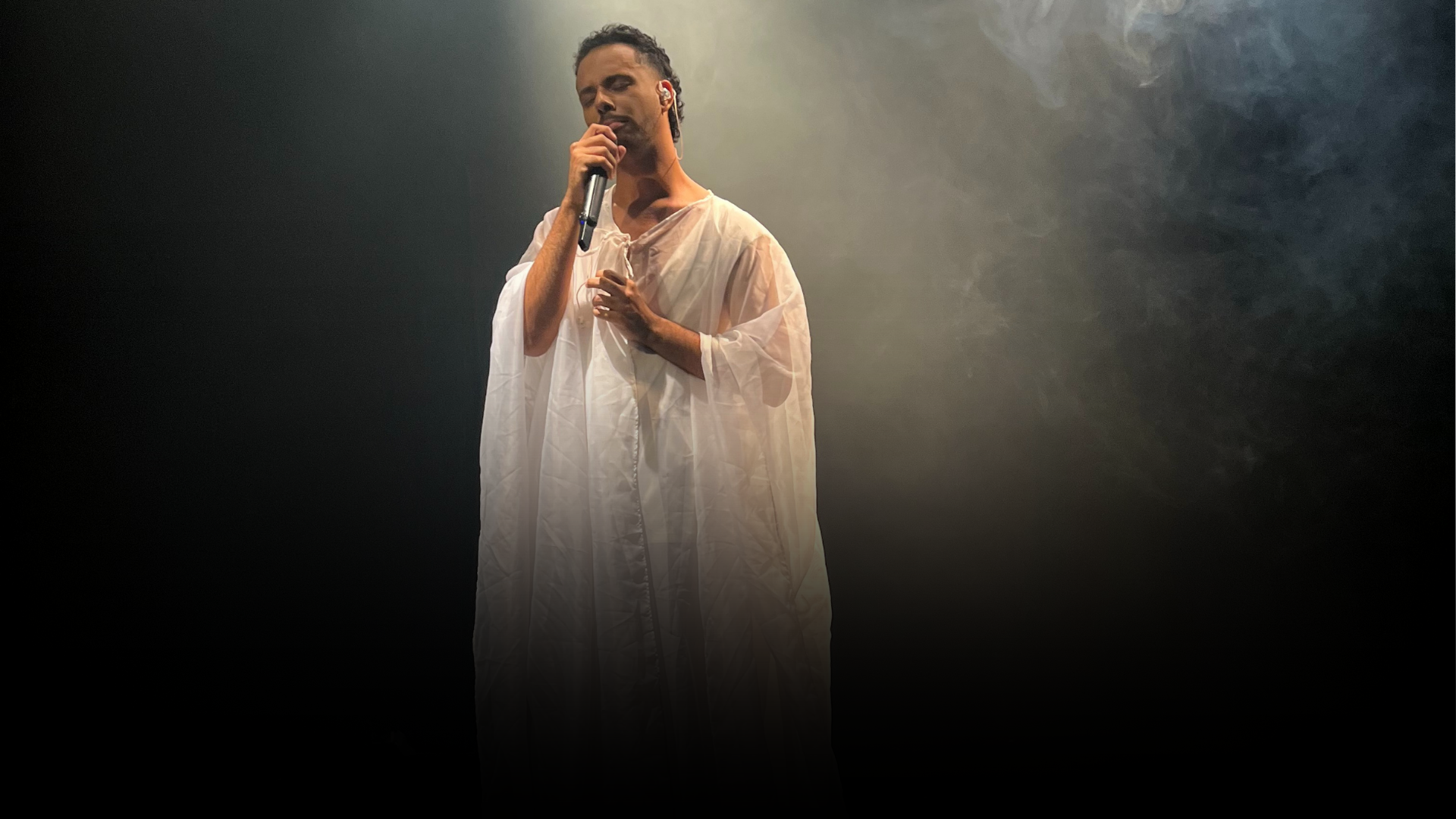 Neto Moura apresenta “Todas as Cartas – Tour” no Teatro Gamboa, dias 15 e 16 de novembro