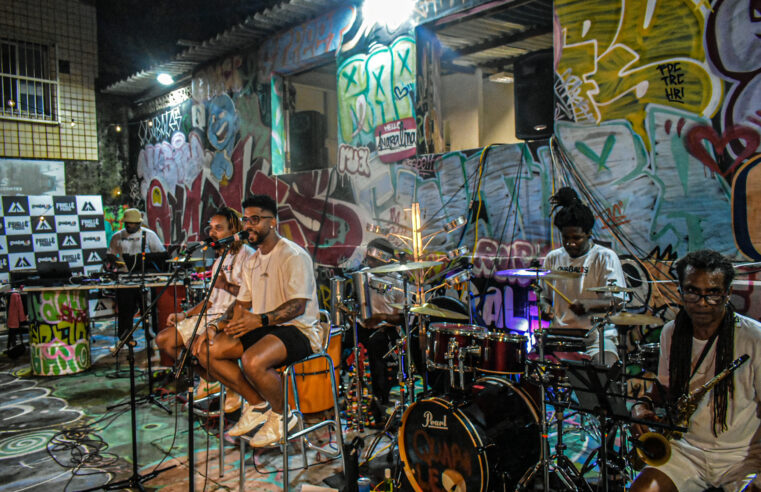 Grátis: Varanda Quabales mistura samba, jazz, percussão e música eletrônica na sua 5ª edição em Salvador