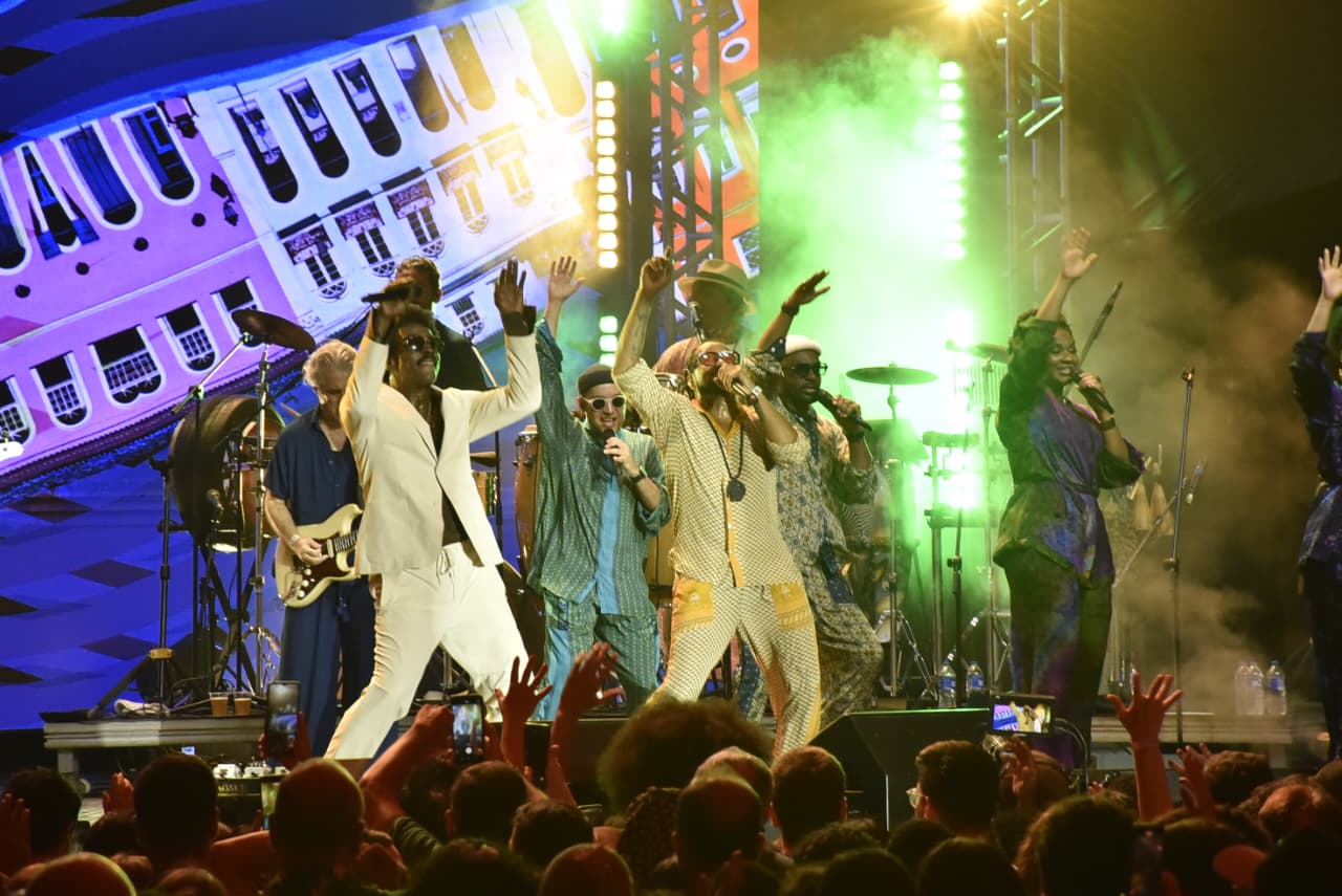 Seu Jorge faz história em Salvador com o Baile à La Baiana