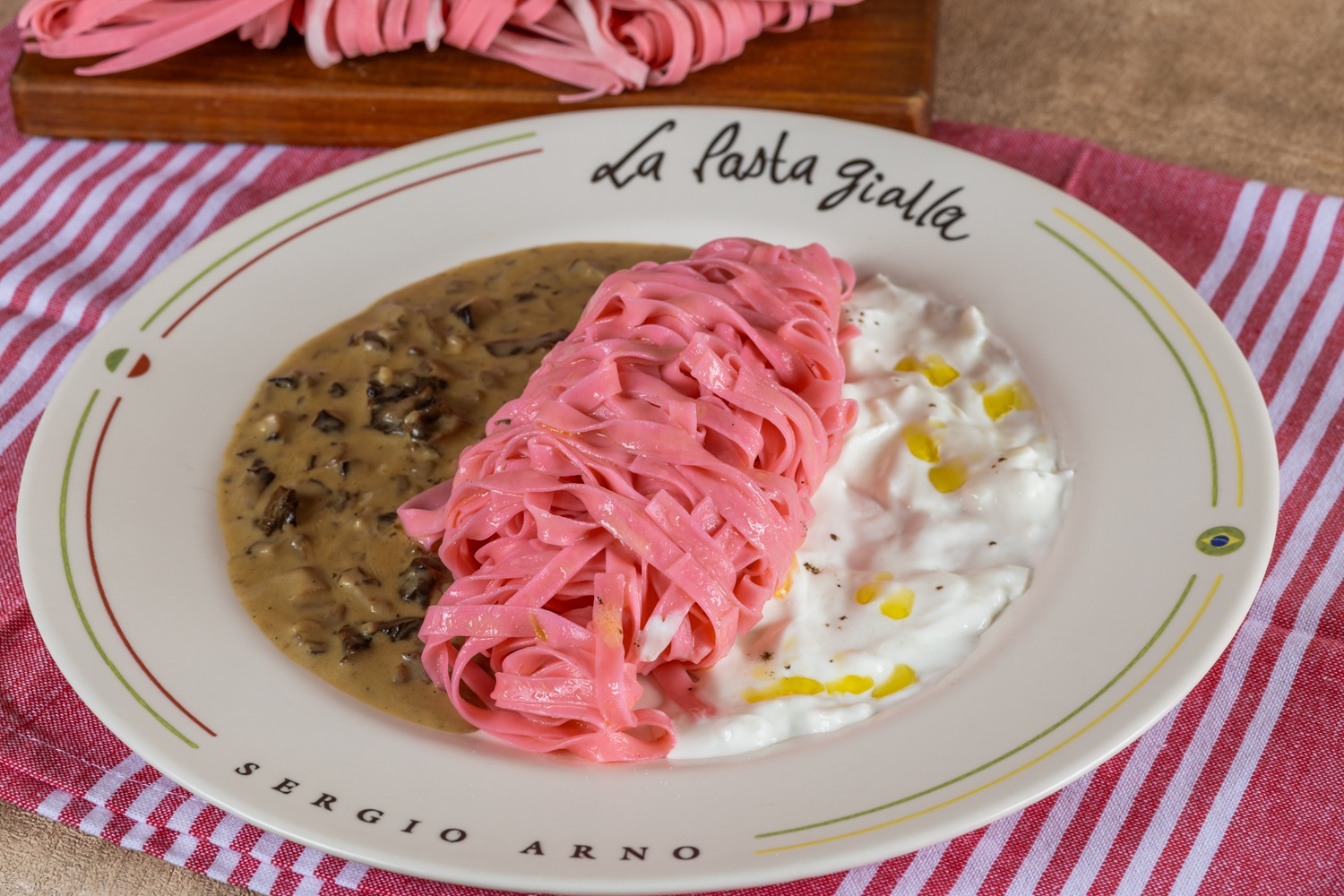 Outubro Rosa: Chef Sergio Arno cria pratos exclusivos para o La Pasta Gialla
