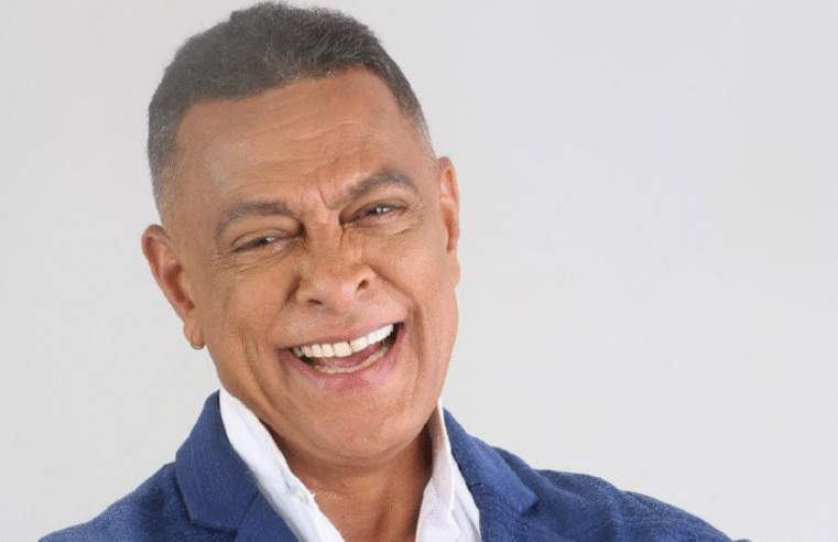 Renato Piaba celebra 30 anos de carreira com o novo show “Vida de Solteiro” 