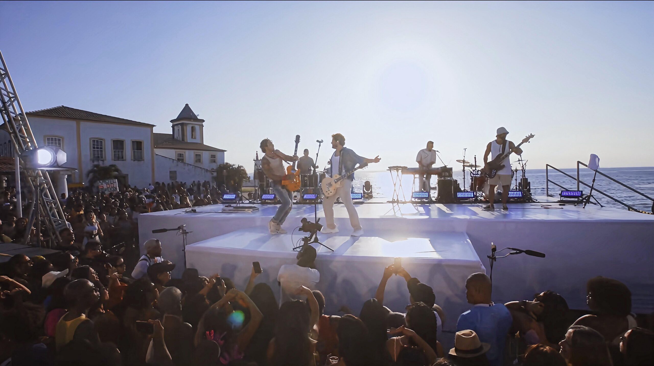 Grátis: Banda Jammil abre o verão com show tradicional na Ponta de Humaitá