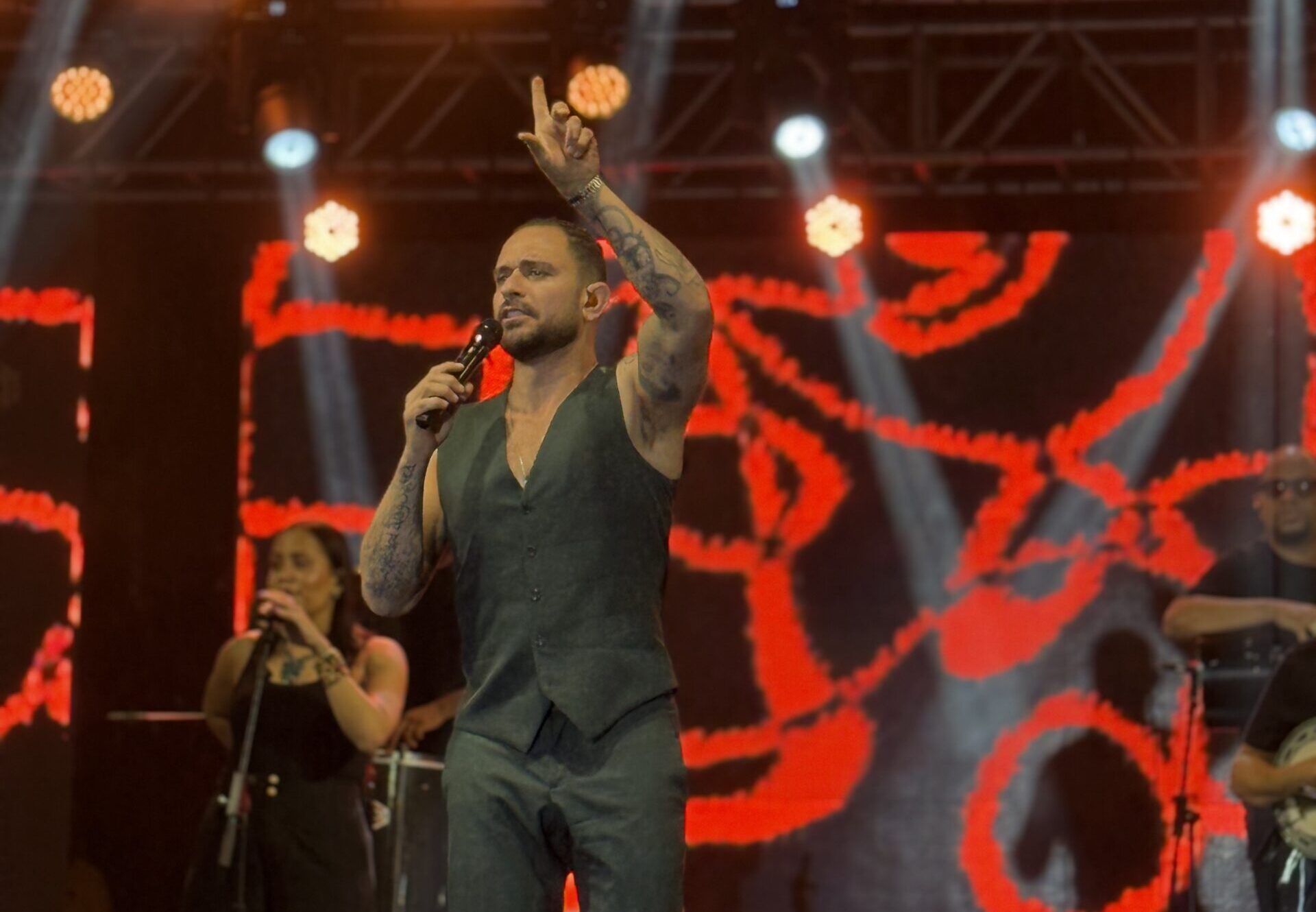 Itacaré Samba Festival encerra a sua 1ª edição com sucesso de público e encontro entre grandes nomes da música 