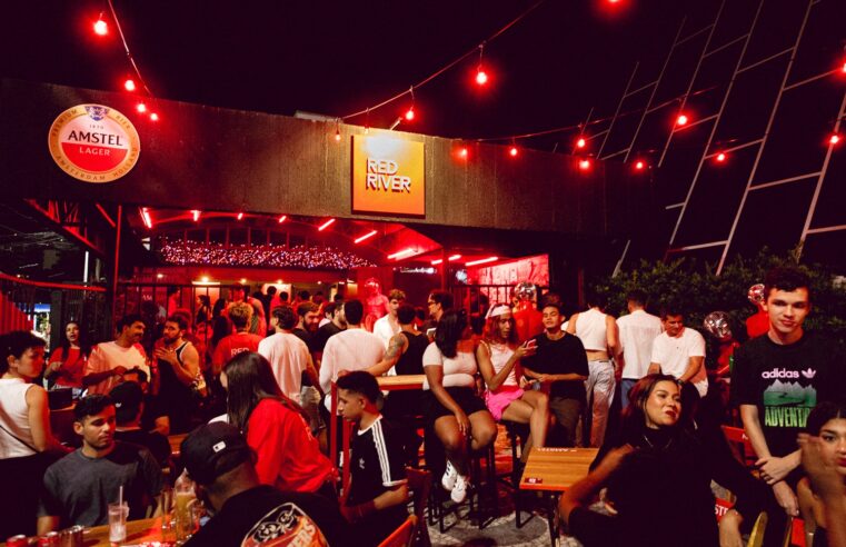Red River lança rodízio de drinks e comemora primeiro ano como point do Rio Vermelho