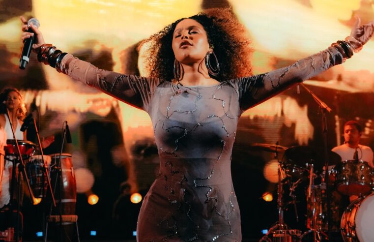 Rachel Reis fez história no MAM Salvador com sold out no Canto da Sereiona