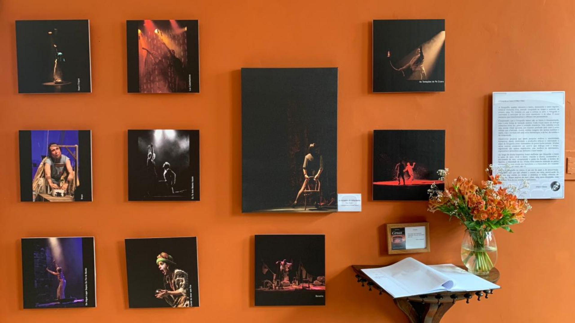 Gratuito! Exposição ‘CENAS’ (2026) homenageia espetáculos teatrais da Bahia