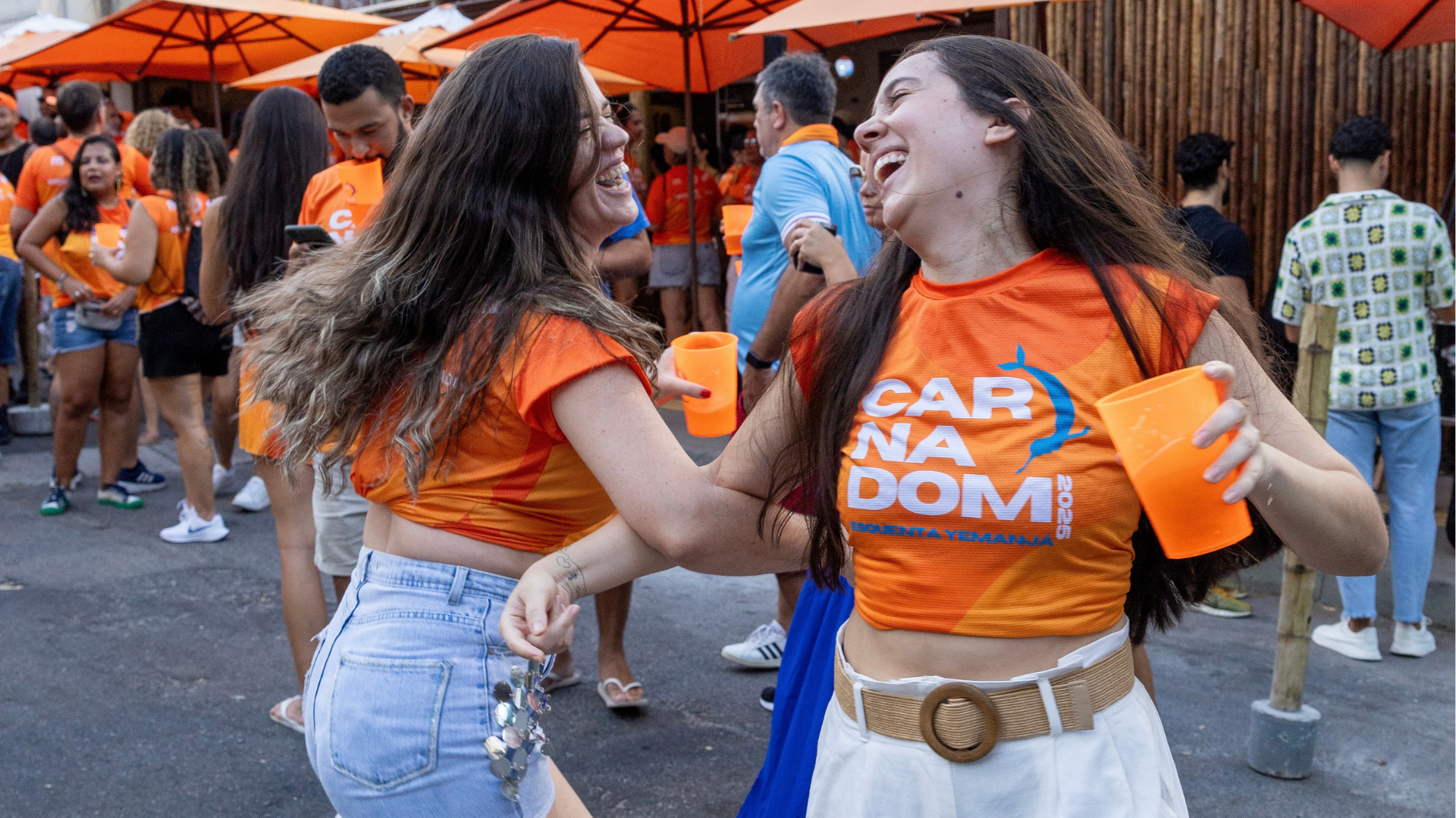 Terceira edição do Carnadom – Esquenta Yemanjá, do Dom Lambão, agita a Pituba um dia antes da Rainha do Mar