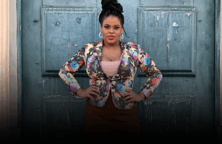 Liz Gonçalves une a técnica lírica à raiz popular no show “Samba Amor” no SESI Casa Branca