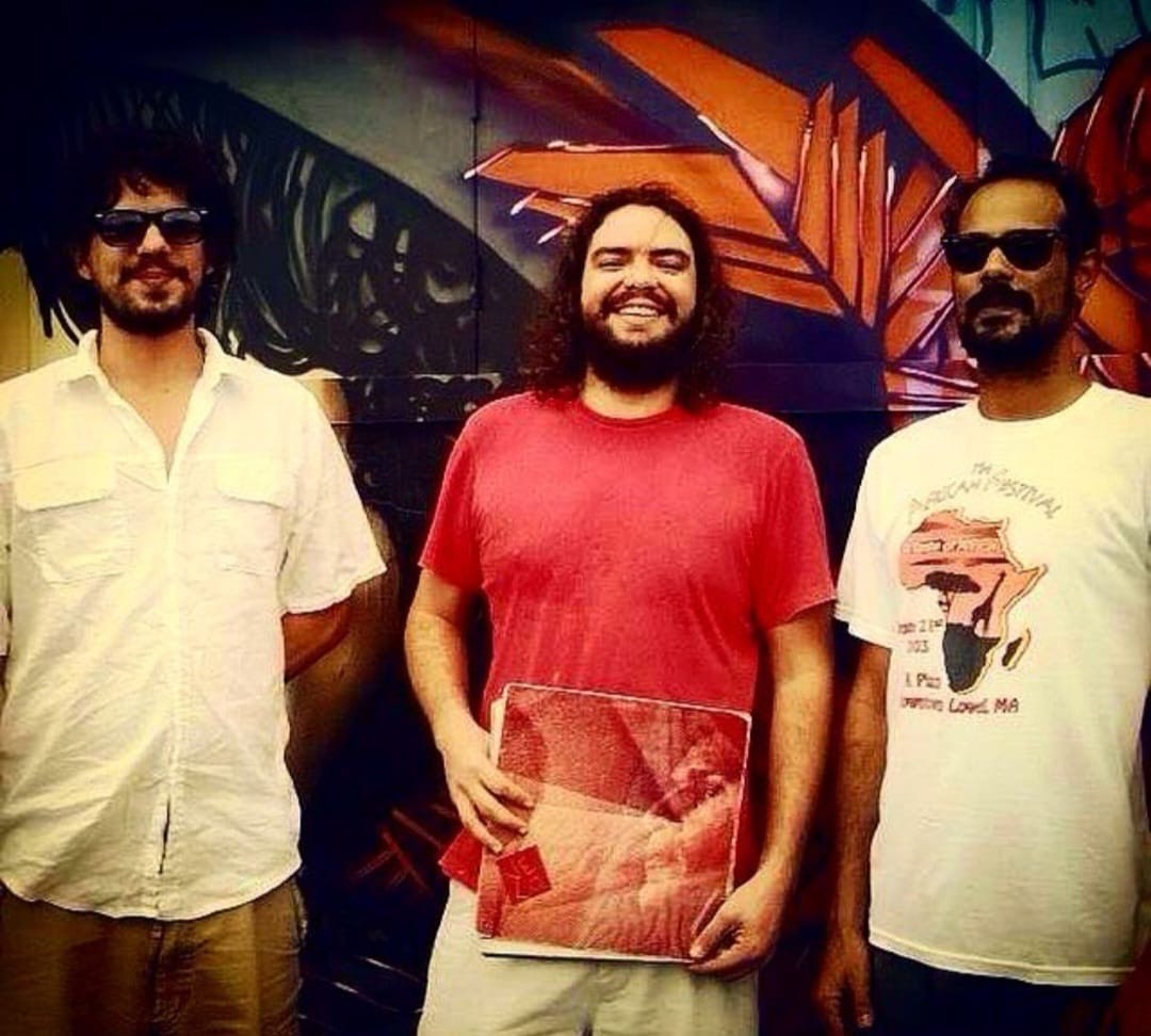 Reencontro do NOZMOSKADA marca Festa de Yemanjá no Feyh Bier Bar, no Rio Vermelho