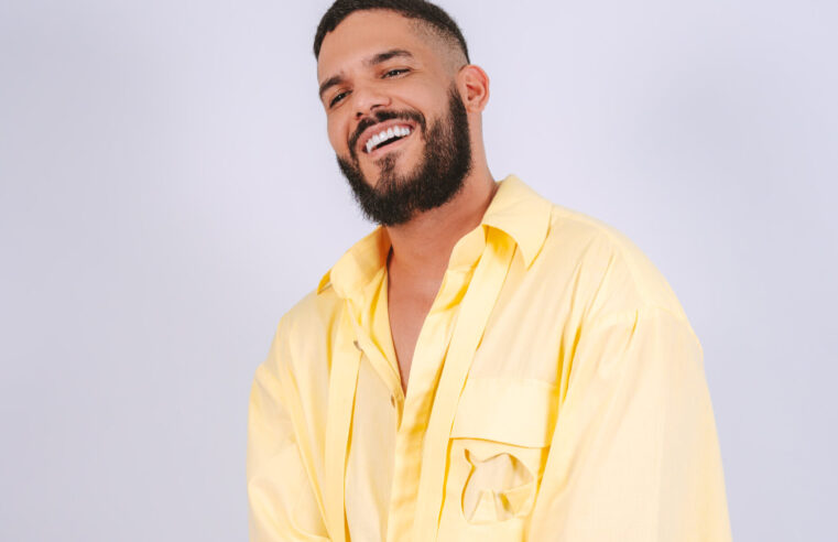 Brenno Casagrande aquece pré-carnaval em Salvador com ensaio gratuito e presença no Furdunço