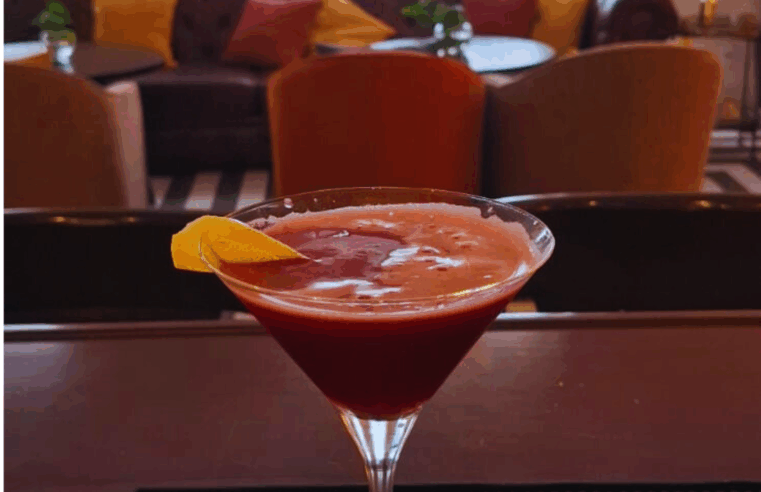 Dama de Roxo e outras criações: drinks do Arento entregam memória e uma experiência refinada