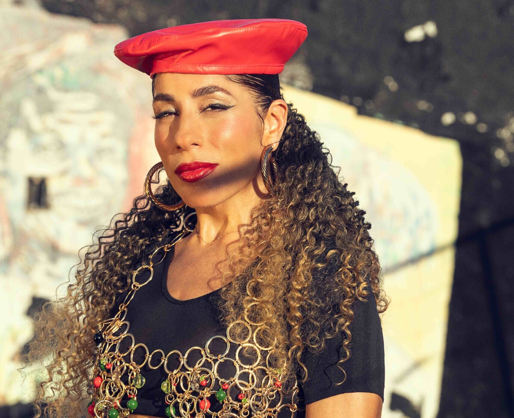 Gratuito: Marcia Castro faz Roda de Samba Reggae como ensaio para o Carnaval e convida Tiri