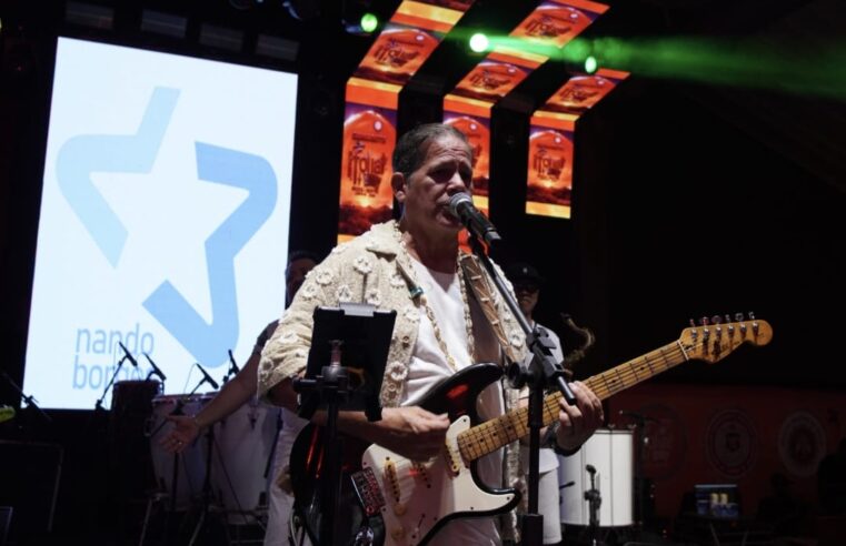Nando Borges celebra o Carnaval 2026 com forte conexão com o público