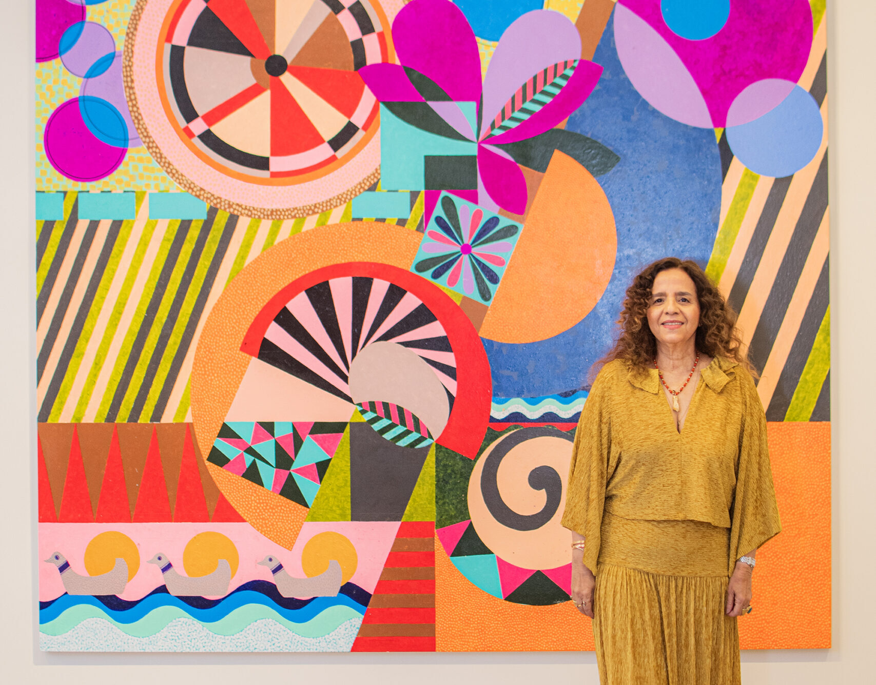 Mostra de Beatriz Milhazes em Salvador exibe obra inédita