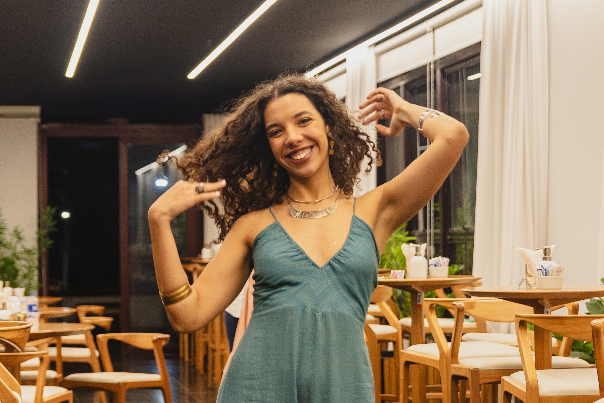 Mirceia Jordana apresenta show “À Vontade” no Sesc Casa do Comércio