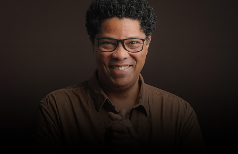 Elísio Lopes Jr. é destaque em Festival de Literatura na capital baiana