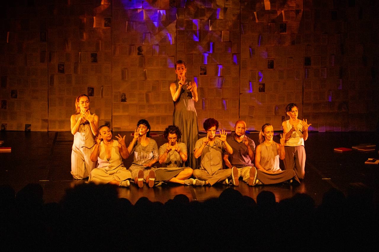 BTCA celebra 45 anos com circulação do espetáculo VERIVÉRBIO e aulas gratuitas em abril