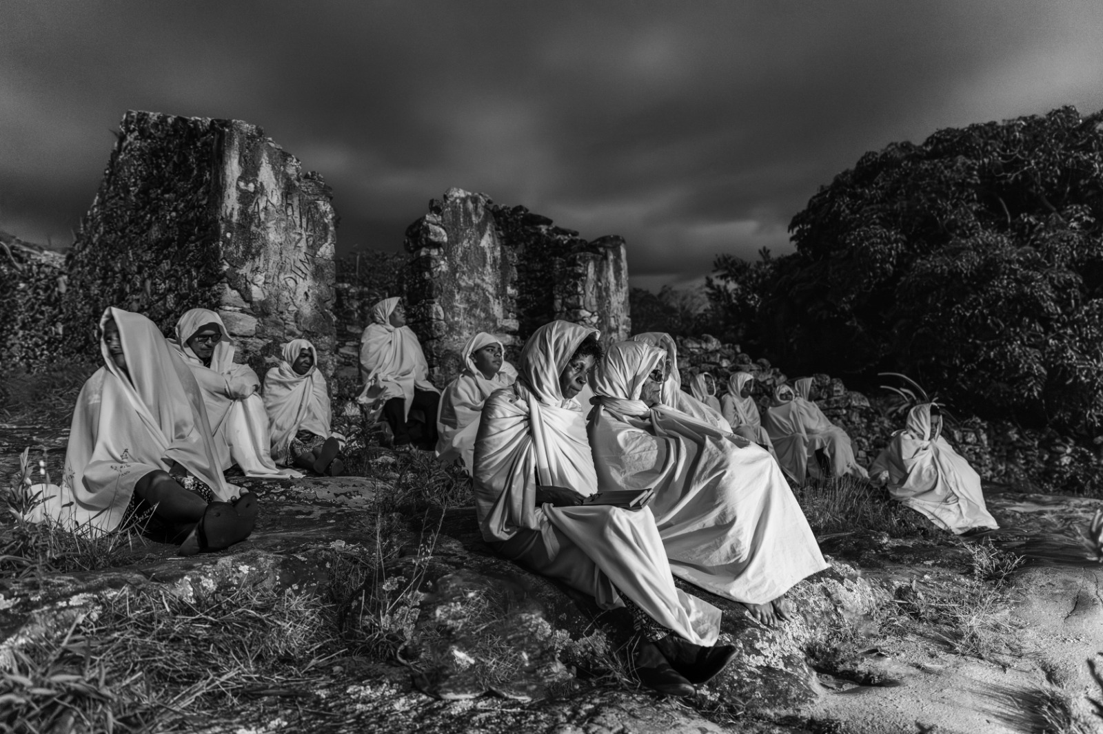 Com artistas do Brasil e Estados Unidos, exposição inédita do ‘Terno das Almas’ segue em cartaz no Centro Histórico de Salvador