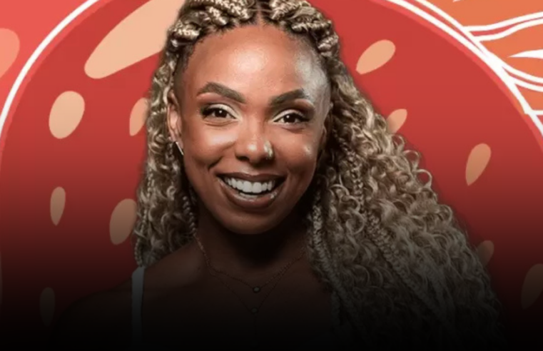 Morango homenageia Ludmilla e Alcione em show especial em Salvador