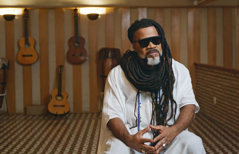 NOVA SÉRIE DOCUMENTAL ‘CARLINHOS BROWN EM MEIA LUA INTEIRA’ ESTREIA DIA 14 DE ABRIL NA HBO E HBO MAX