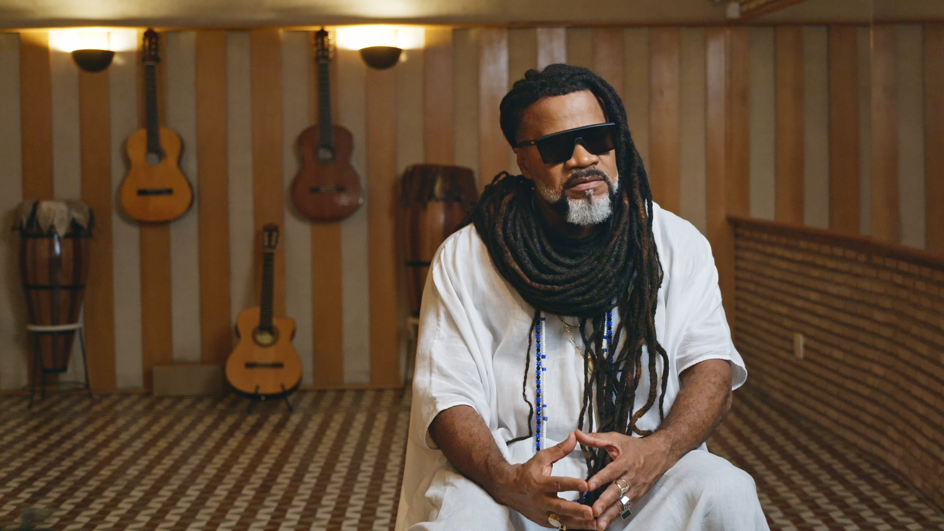 NOVA SÉRIE DOCUMENTAL ‘CARLINHOS BROWN EM MEIA LUA INTEIRA’ ESTREIA DIA 14 DE ABRIL NA HBO E HBO MAX