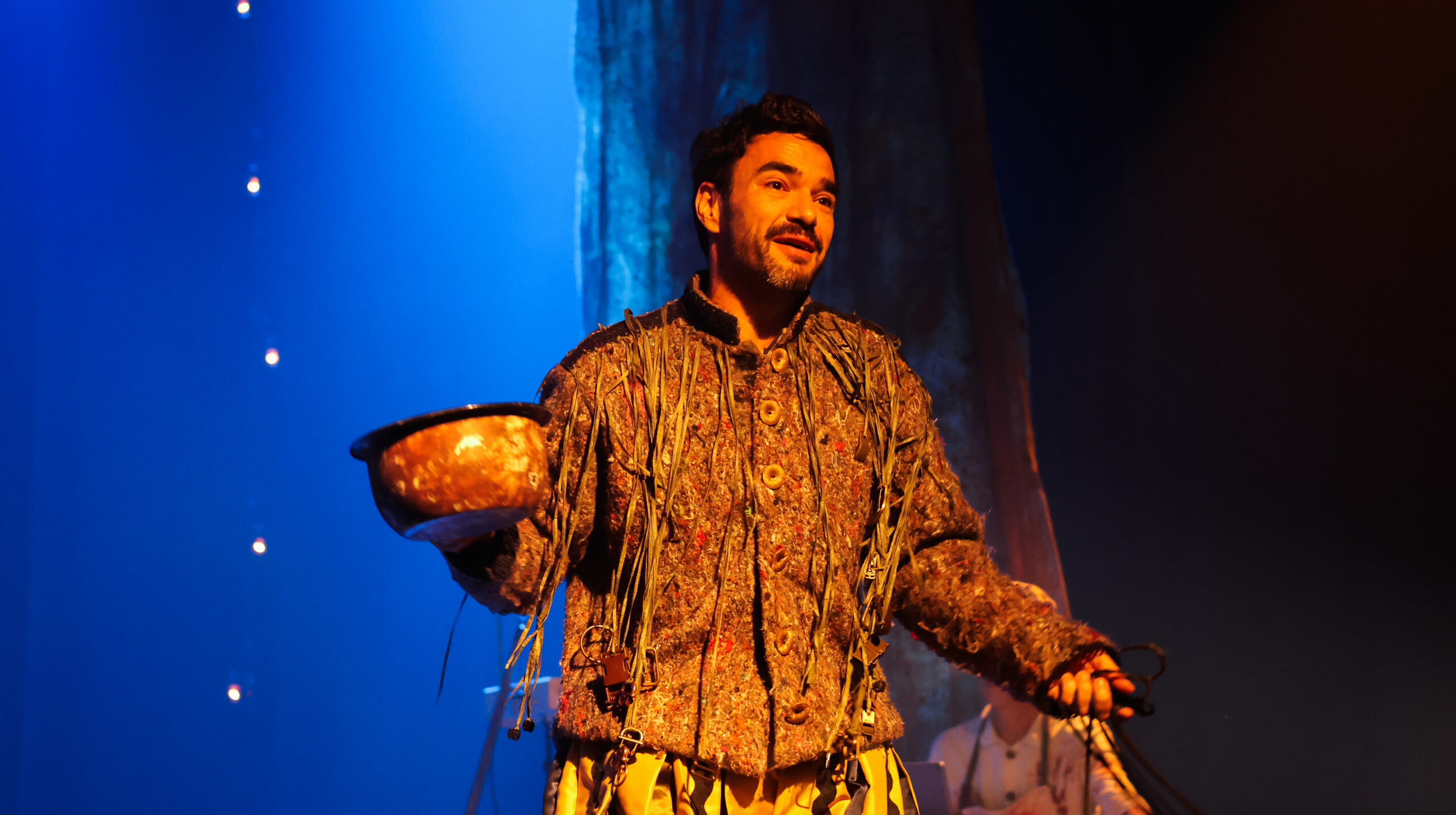 Caio Blat e Pedro Machado apresentam “SUBVERSÃO KAFKA” em Salvador