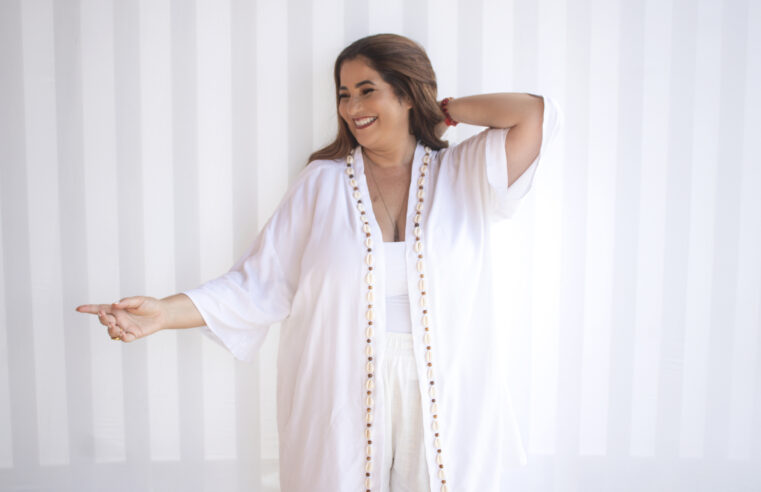 Belô Velloso estreia show Bossa Axé na Casa da Mãe