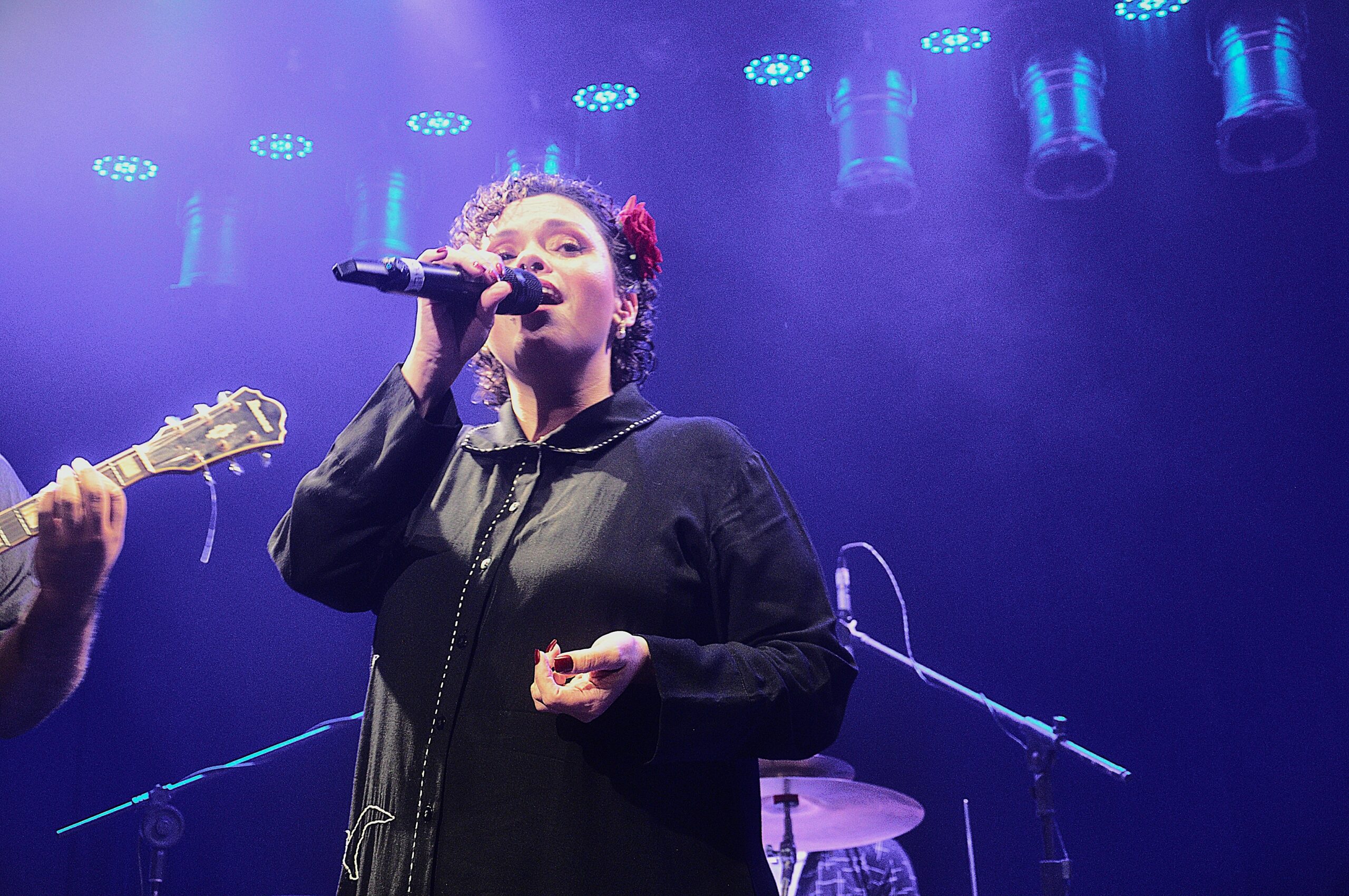 Sohl apresenta “Vestida de Luneta” no Teatro Gamboa
