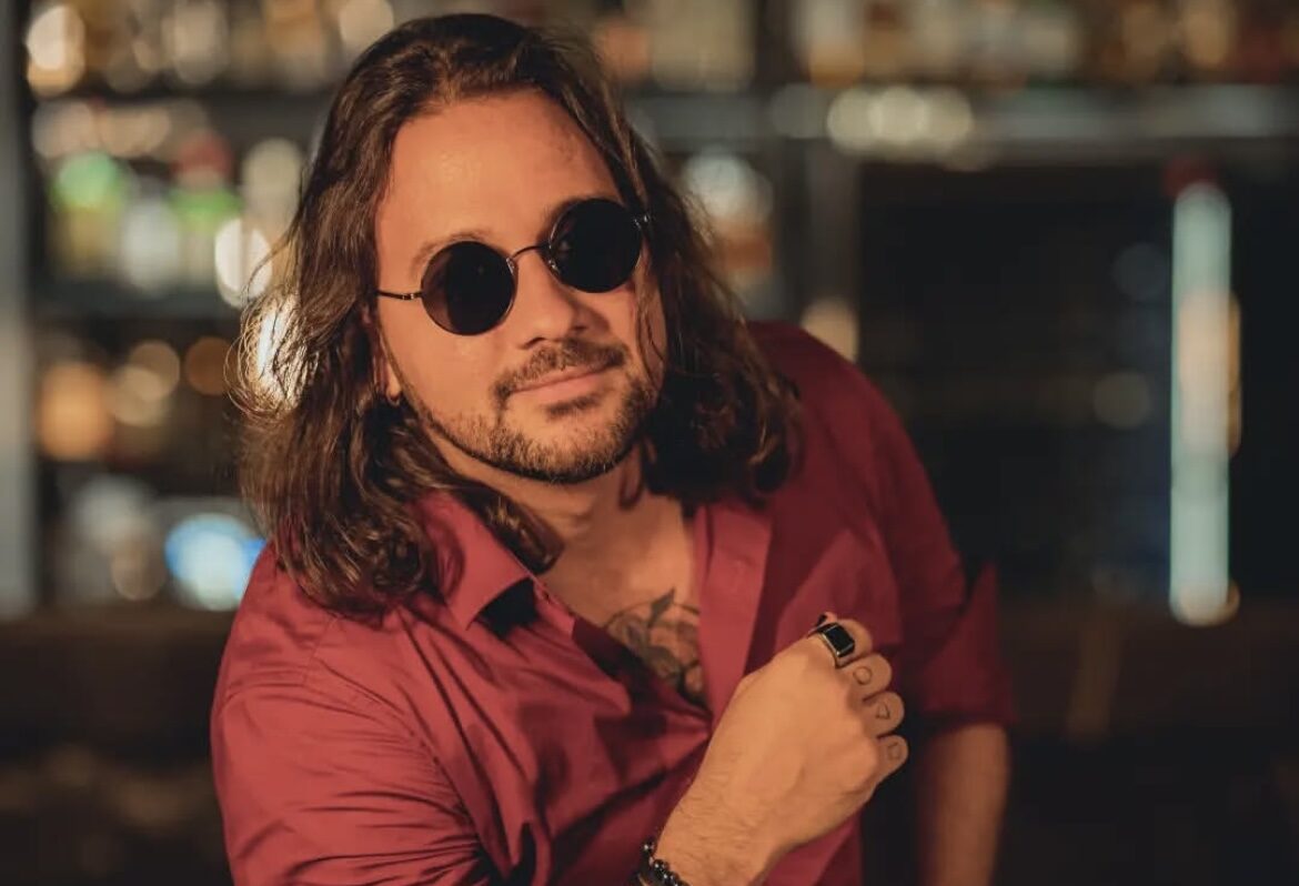 Dia das Mães no Allê Varanda Bar terá show de Jeff Duque e welcome drink especial