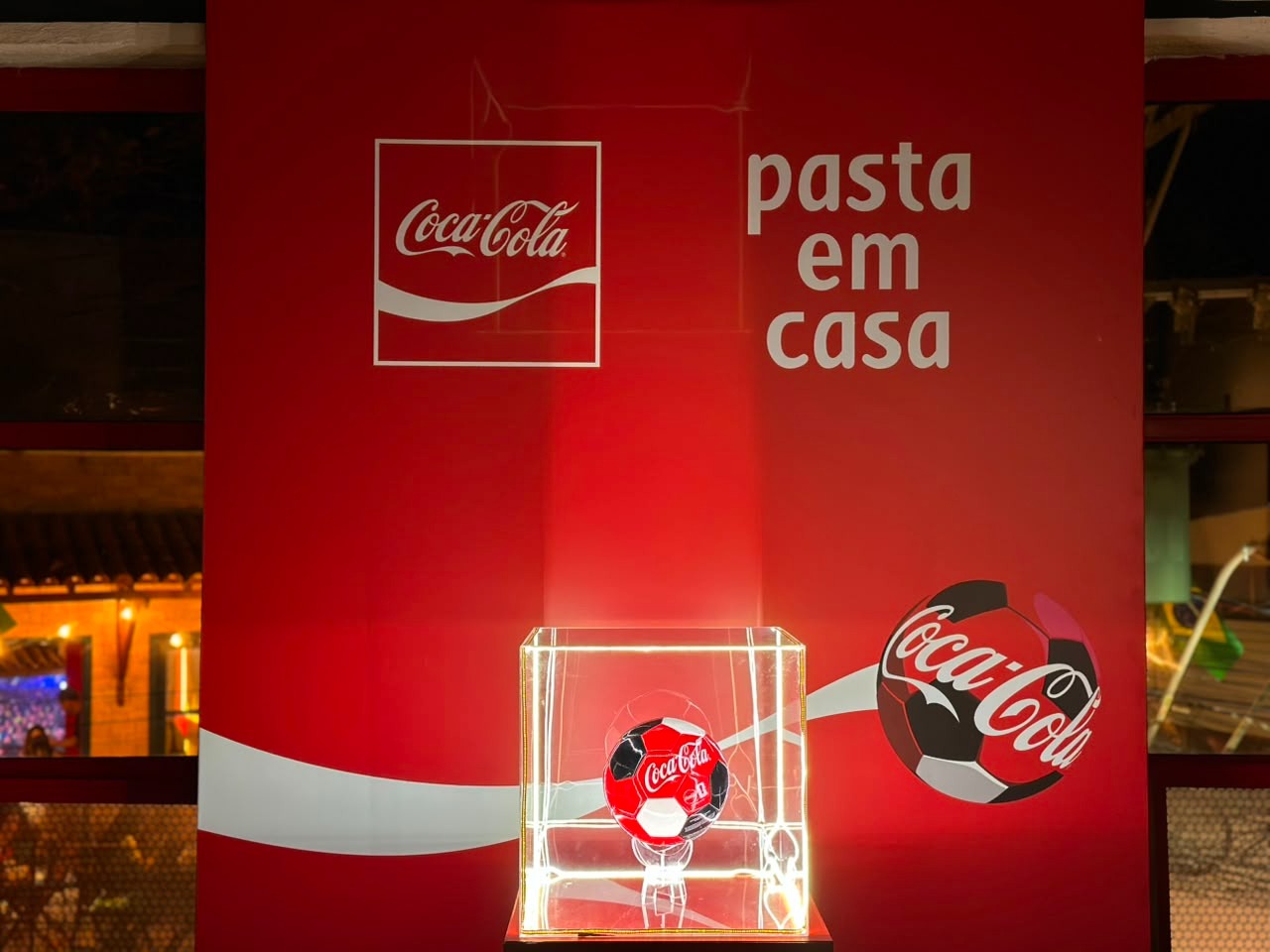 Pasta em Casa vira a Casa da Coca-Cola durante a Copa e cria menu inspirado nos adversários do Brasil 