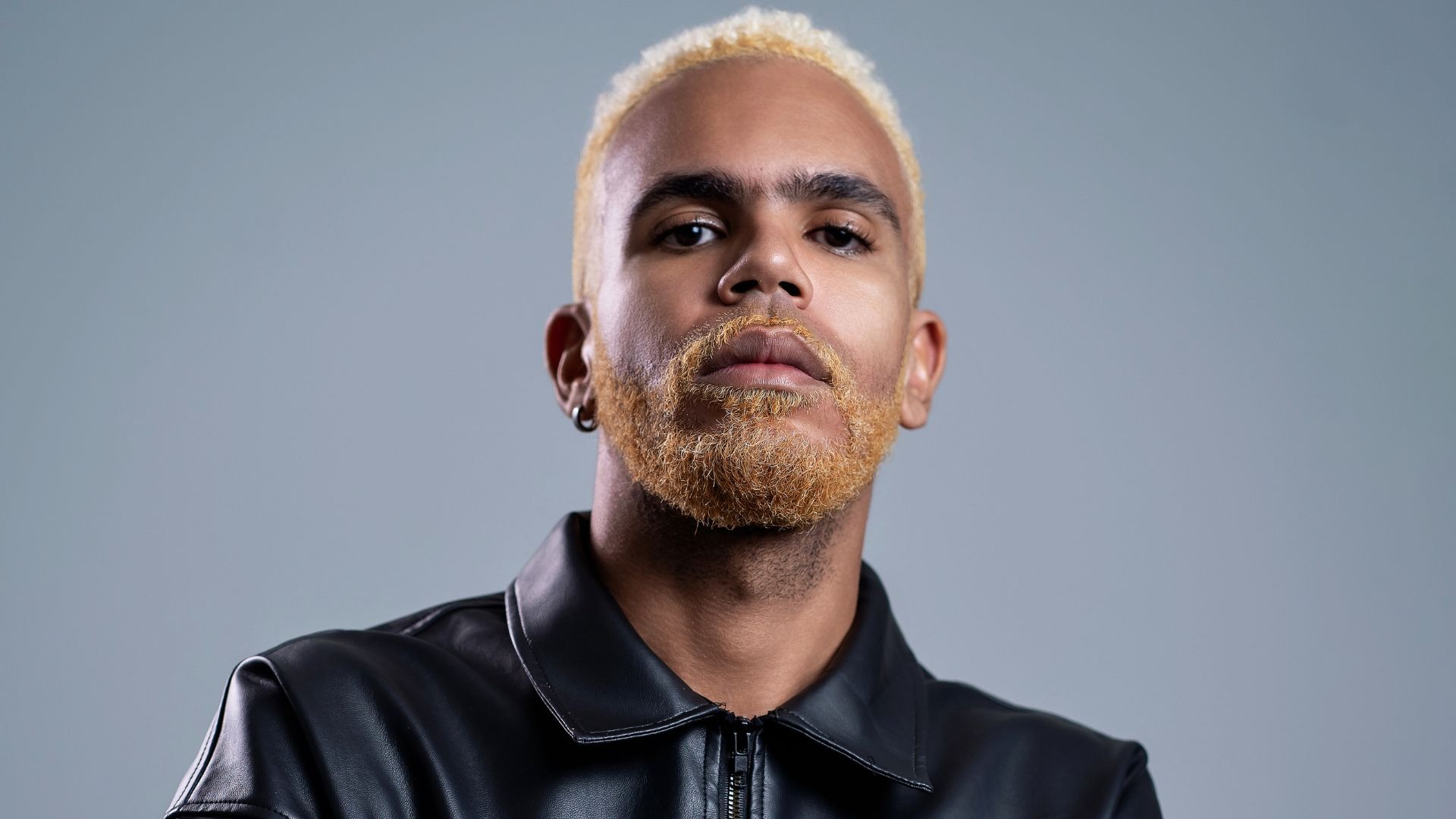 “Depois do ódio, a celebração”: Hiran estreia show de “IMUNDO” na Bahia 