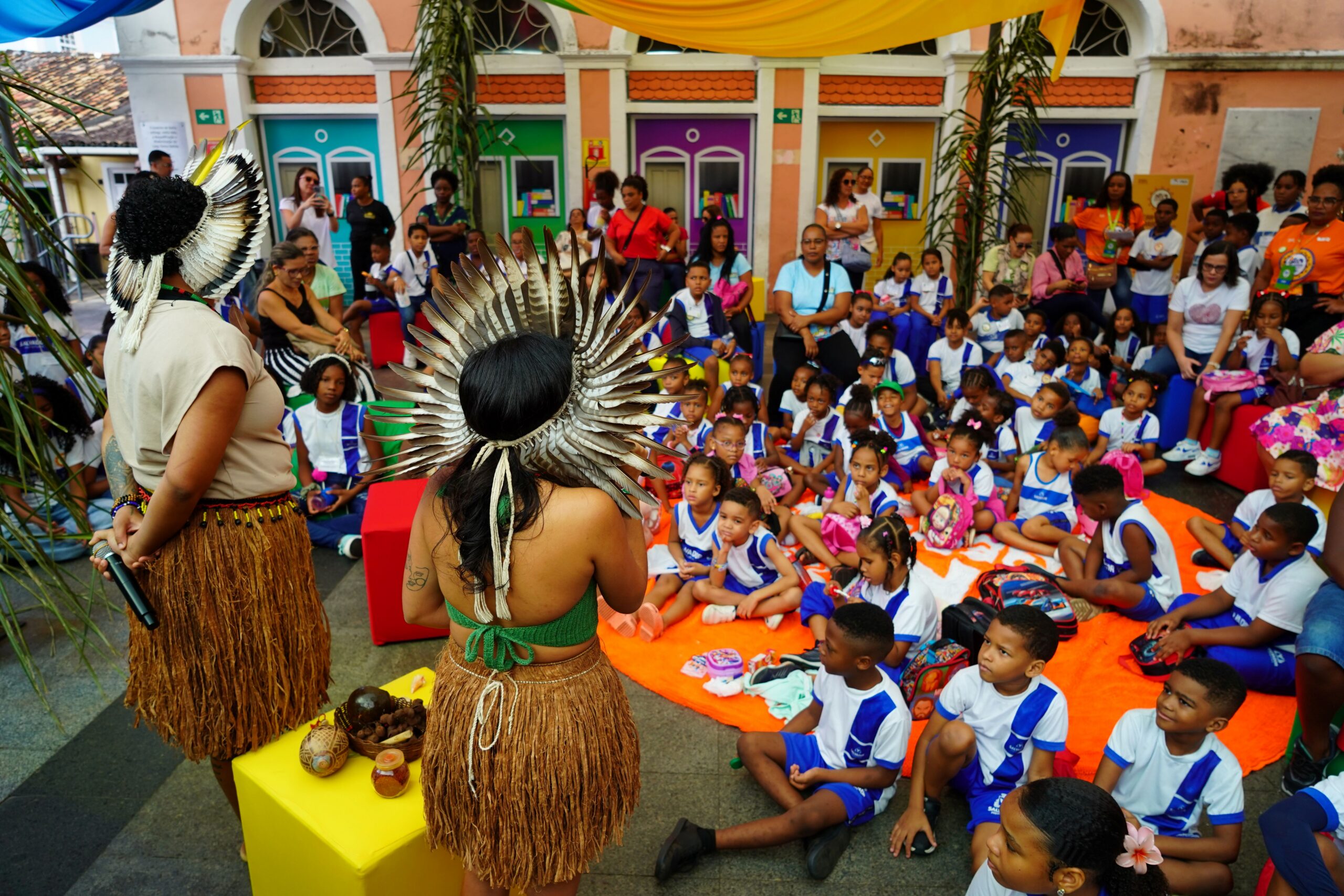 Ancestralidade e afrofuturismo inspiram a 6ª edição da Festa Literária Arte e Identidade 