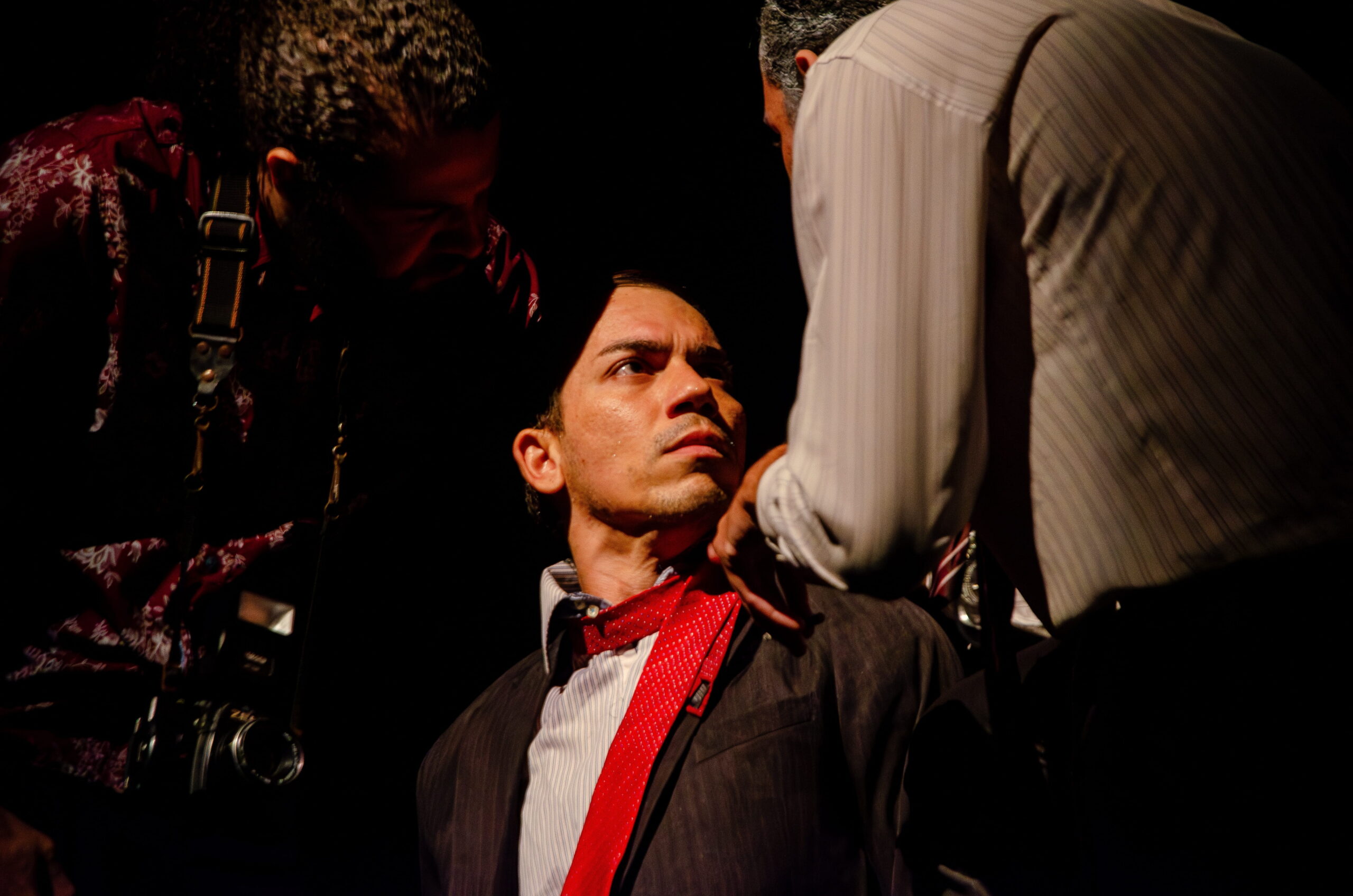 Última temporada de “O Beijo no Asfalto” chega ao Teatro Módulo em agosto
