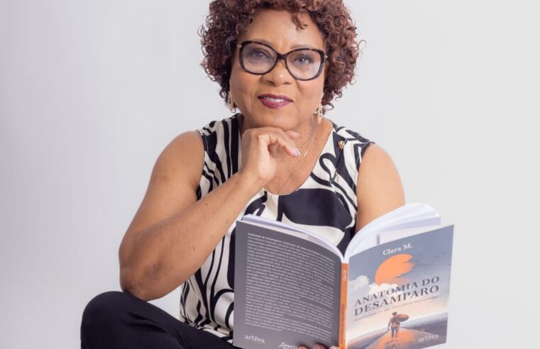 Psicanalista Clara M. lança livro “Anatomia do Desamparo” na Cantina da Lua